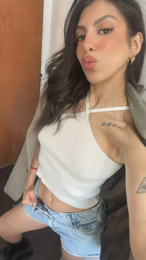 i guess i will have to show my pierced tummy