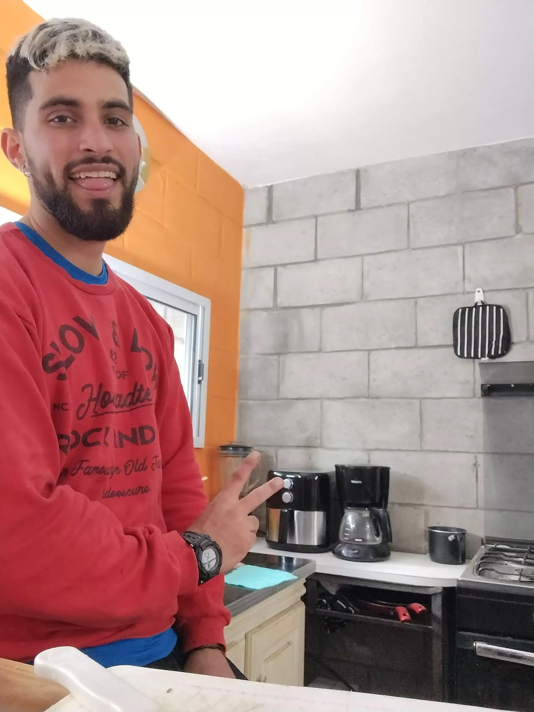 I like to cook and you?? What would you cook for me???