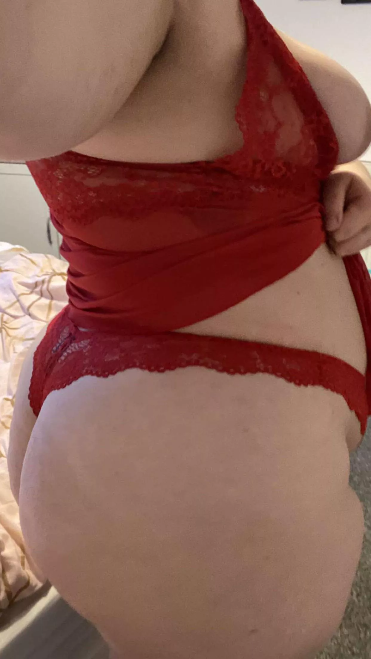 I love showing off to strangers on Reddit