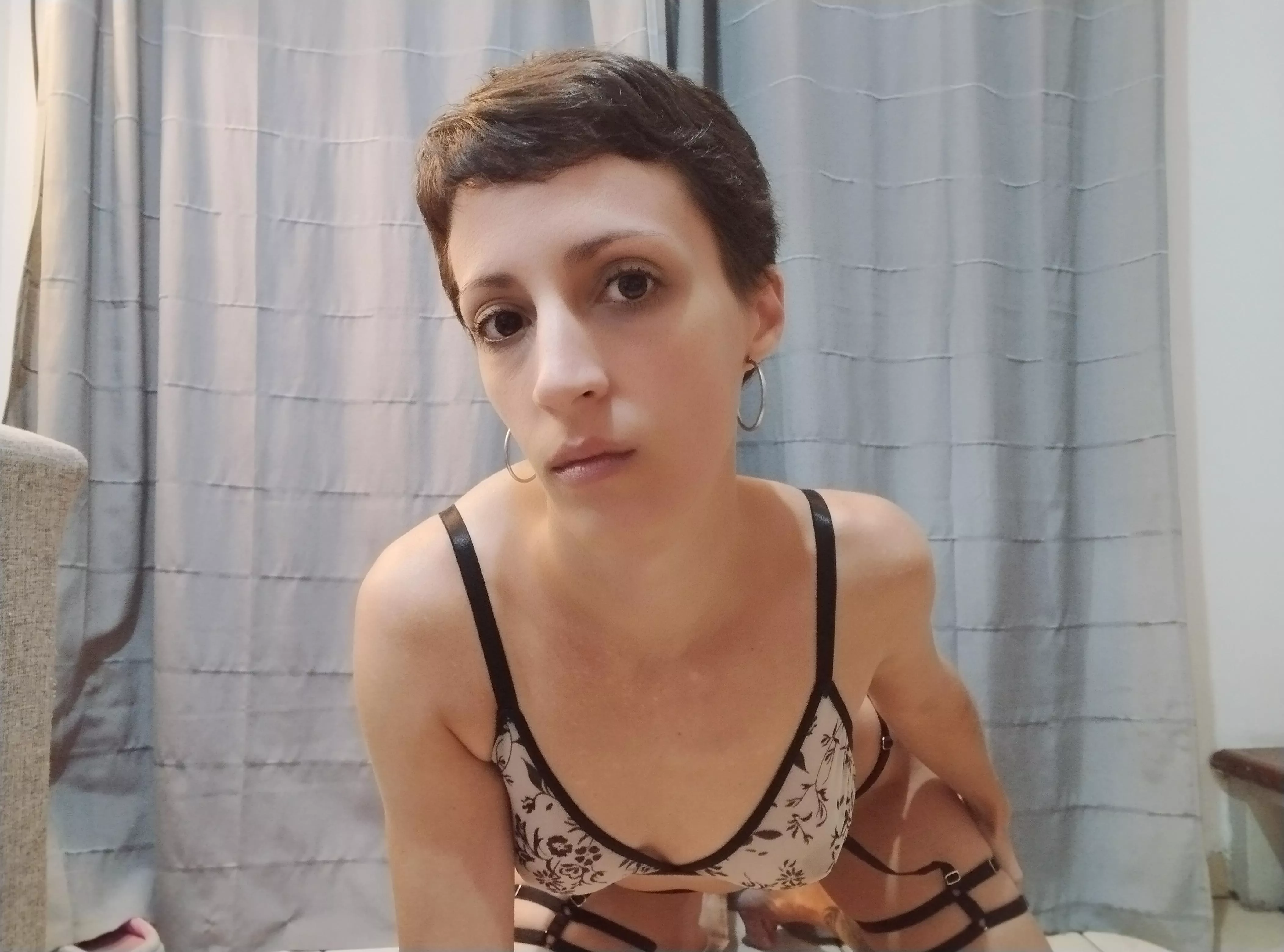 I should already cut it a little bit, maybe I will do it these days but... hope you like it 🥰.