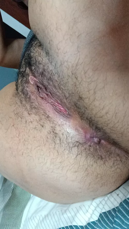 I want you to come, I'm waiting for you. [H]