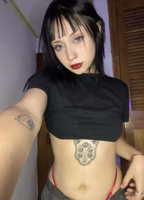 If you like this wait until you see my studded collar... (18F)