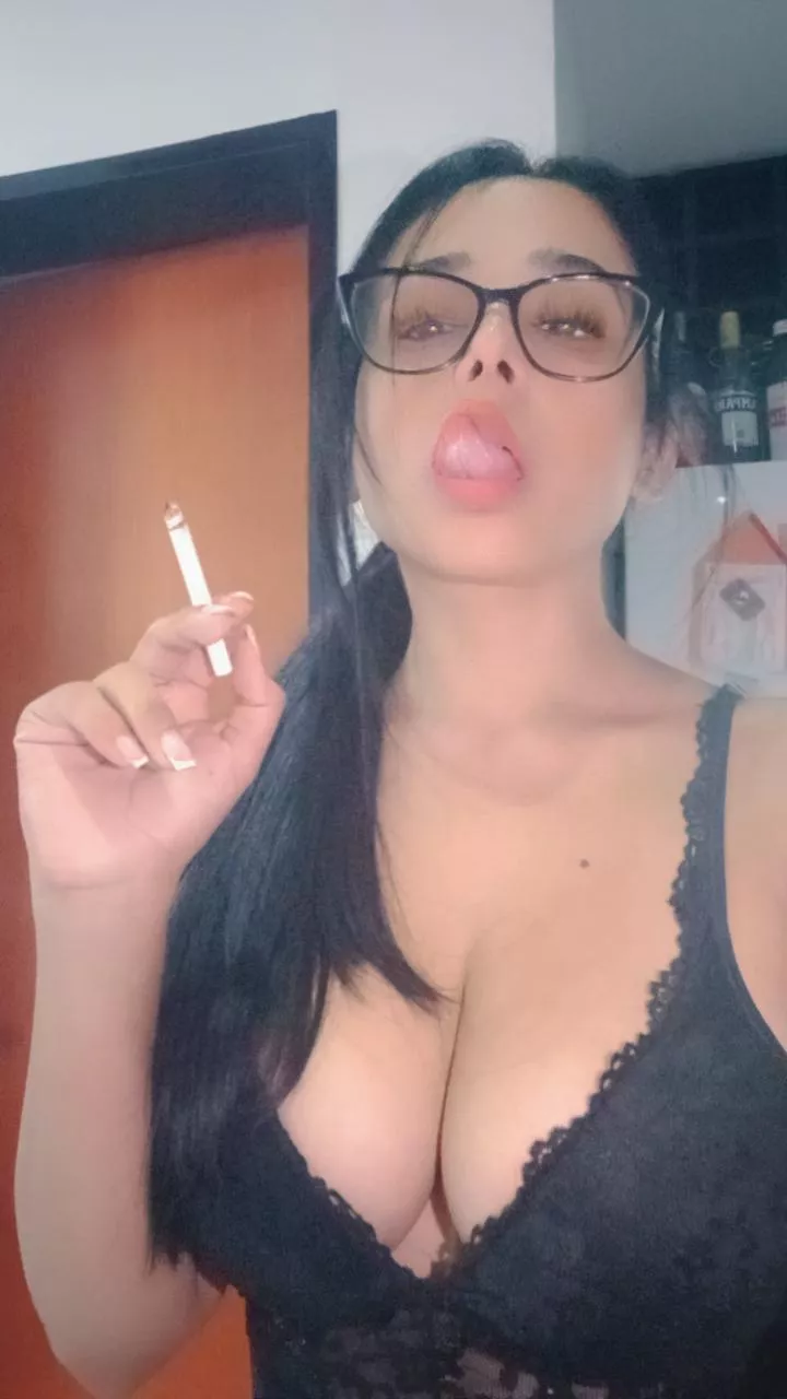 I'll be your smoking girl 