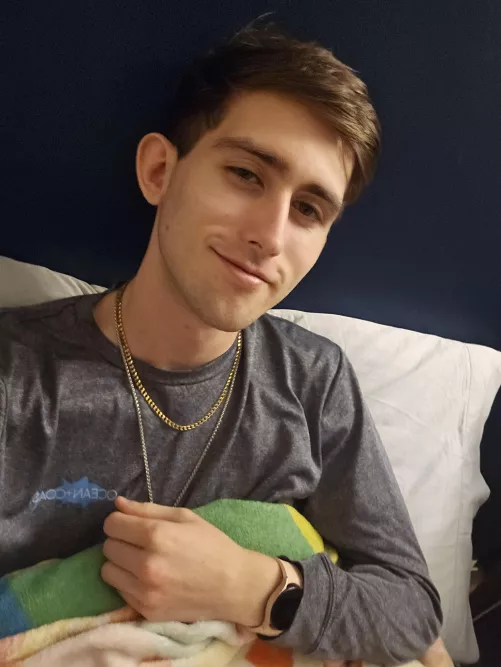 Just a ps5/pc gamer looking for gamer buddies lol