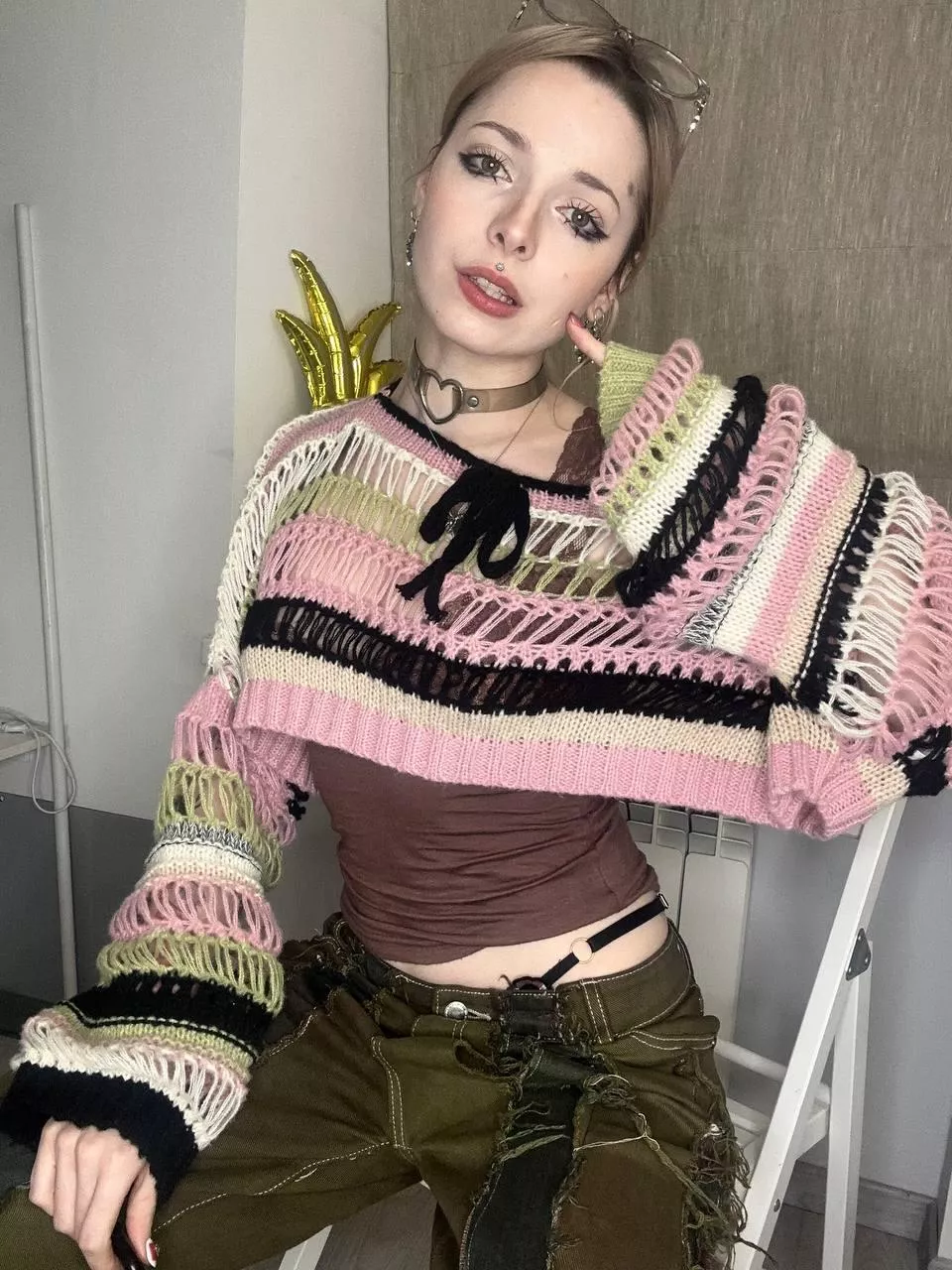 Keep me on your collar daddy.. Use me whenever you want and degrade me