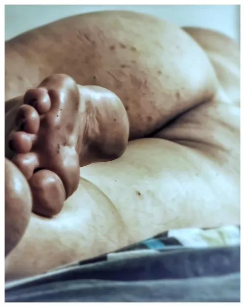 Let's fantasise. You walk into a hotel room. And there's a naked woman of 50+ sleeping in bed. But she's very drunk, has dirty feet and hasn't had a chance to bathe. And chances are, at least a few men have already fucked her cunt. What have you alre