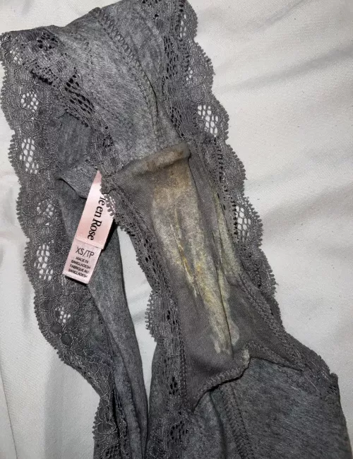 my favourite colour of panties 😋