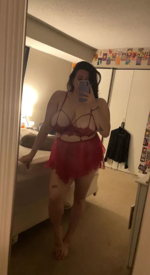 Need a man (or lady) to wear this for 😩