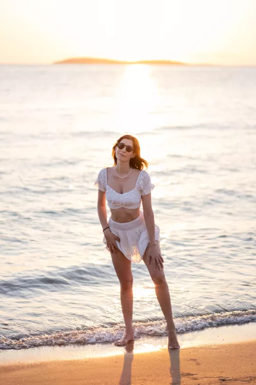 oh god I can't get enough of beaches....