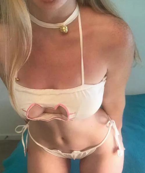 Older guys make me wet 😍