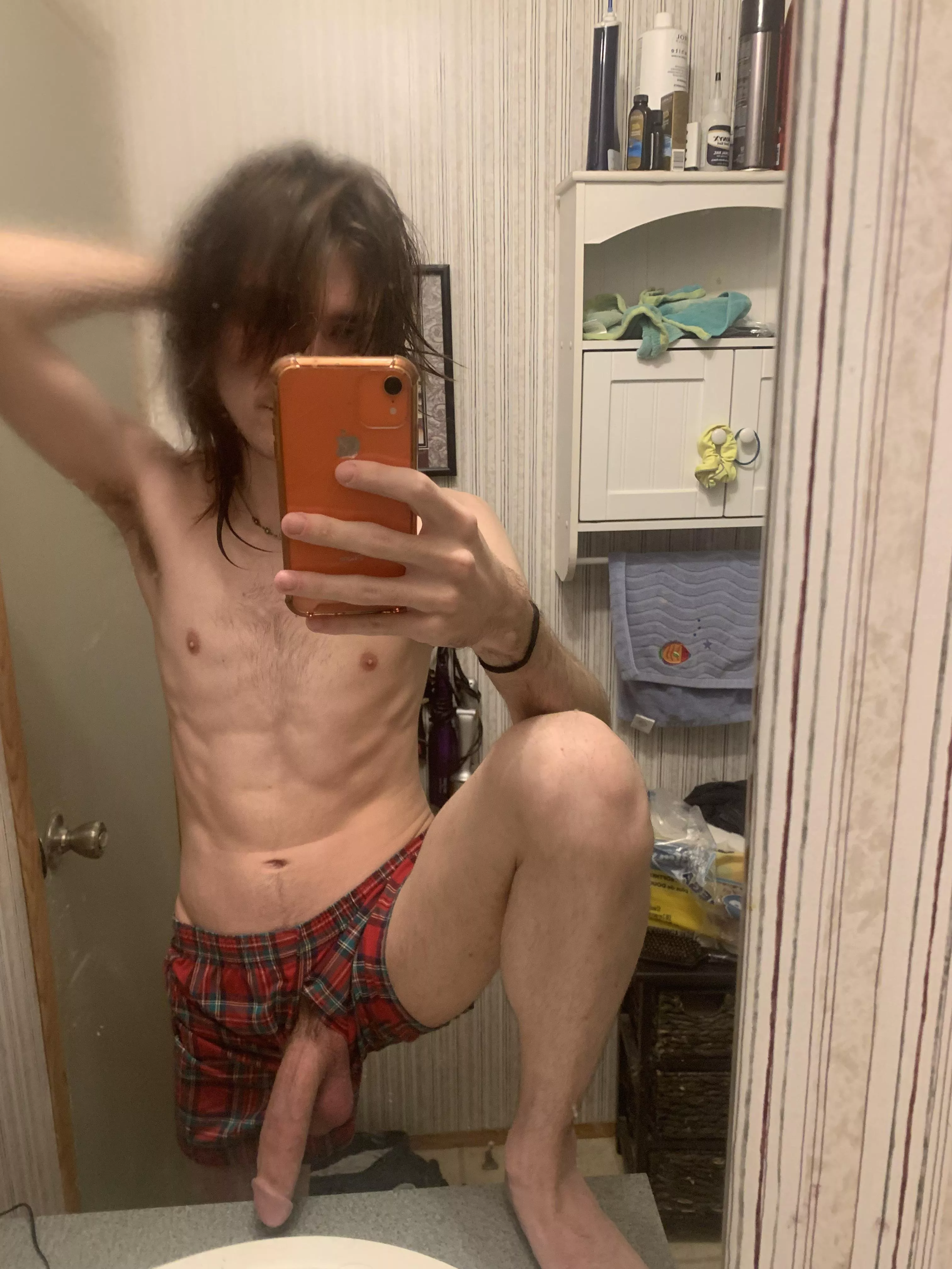 Requesting under desk support