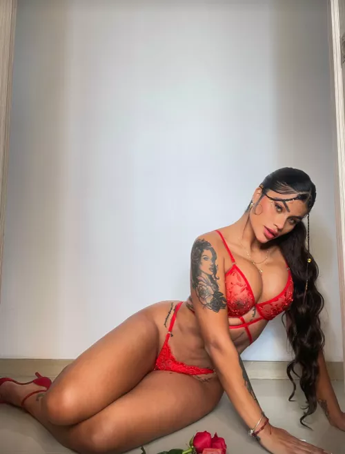 Tattoos and Roses 🌹