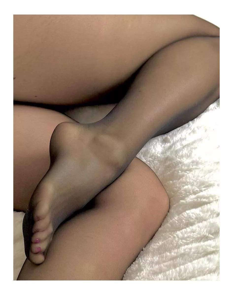 Think you can fit my soft littlw foot in your mouth