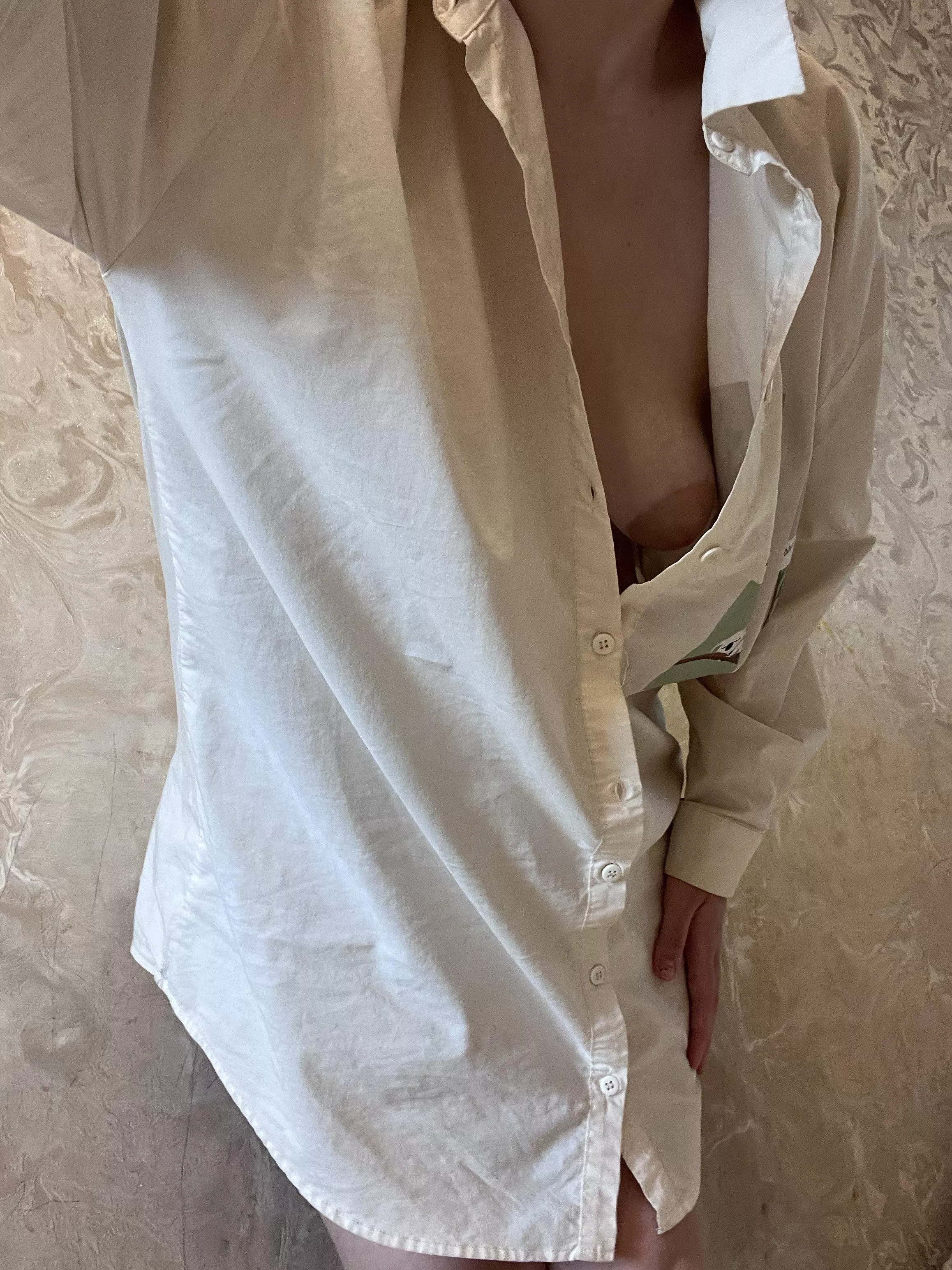 This girl waiting for your kisses