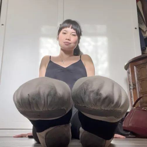 this is me after the long practice 😉 i bet you can handle my socks ❤️