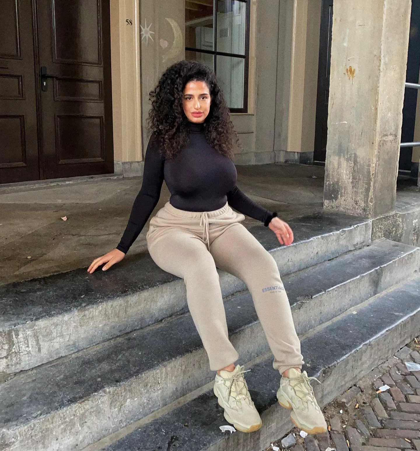 Tight tops are a pro