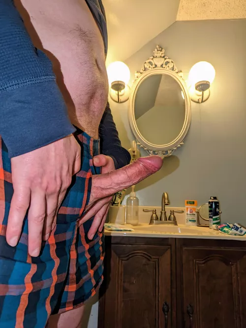 Time to suck todays dick 