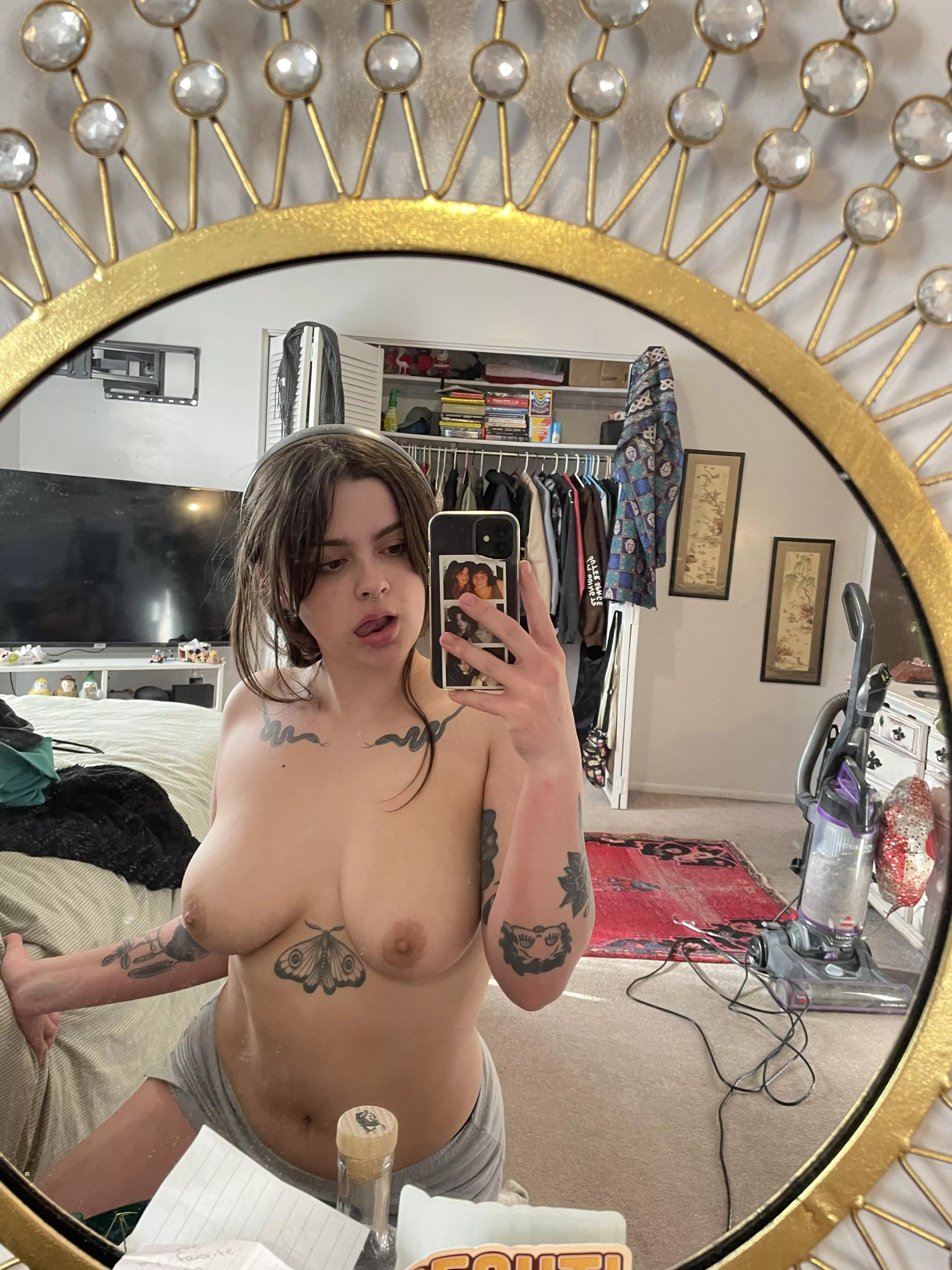 Who wants me to clean their house like this 