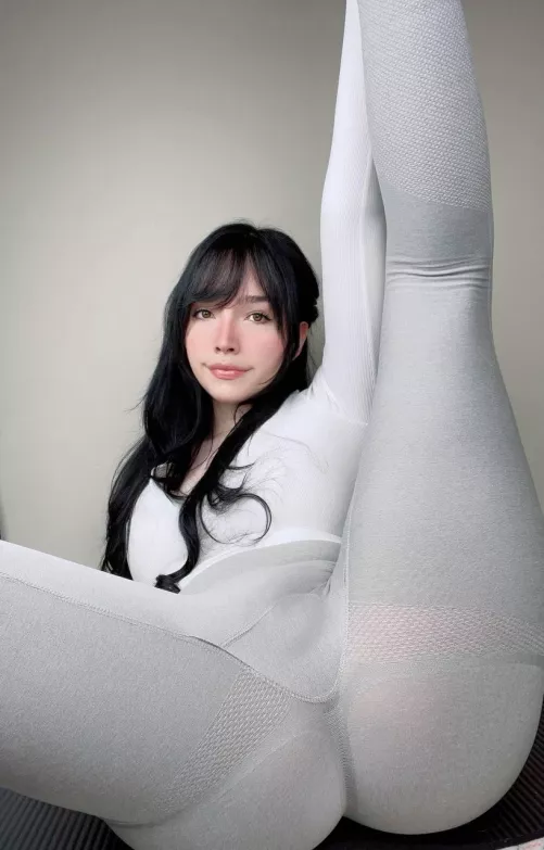 Would you put this bulge inside your mouth? 😼