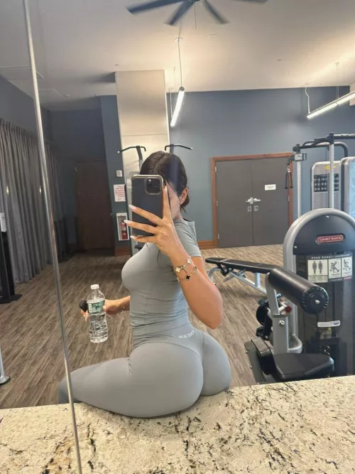 Would you spot me if I asked you nicely? [F]