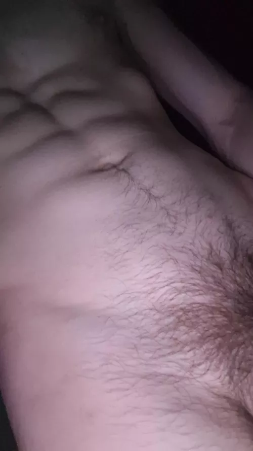18muk looking for big dick twinks that wanna join a group add braderzzz279