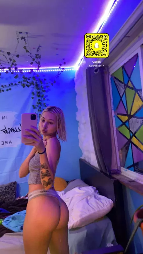 21[F4M] i will send nudes whoever ups this i will swear >> check my picture