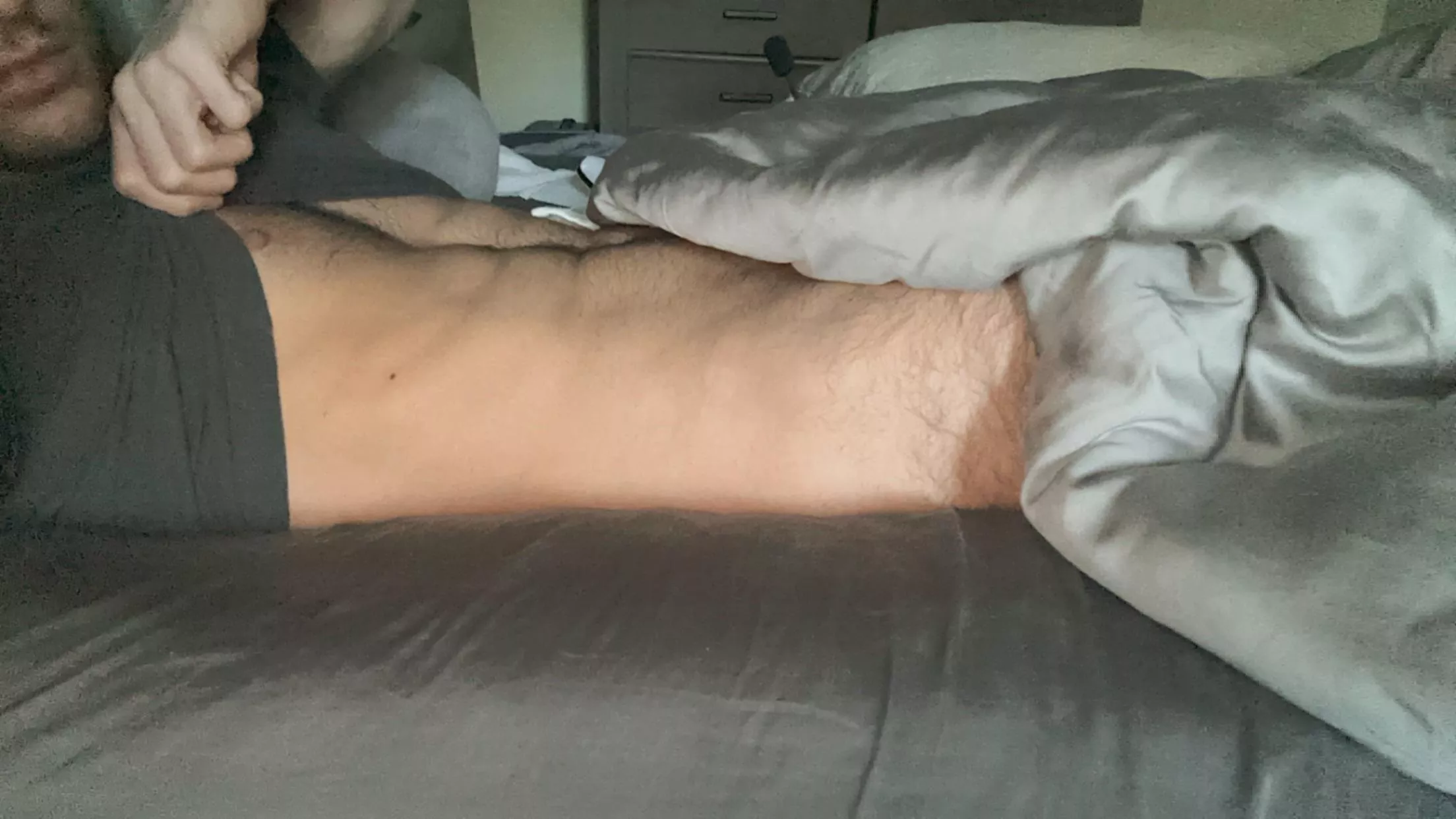 28 hung bottom seeking bate buddy/owner. Must be fit. Send to receive. Snap @jwright1728