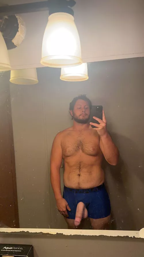 Anybody like chubby guys?