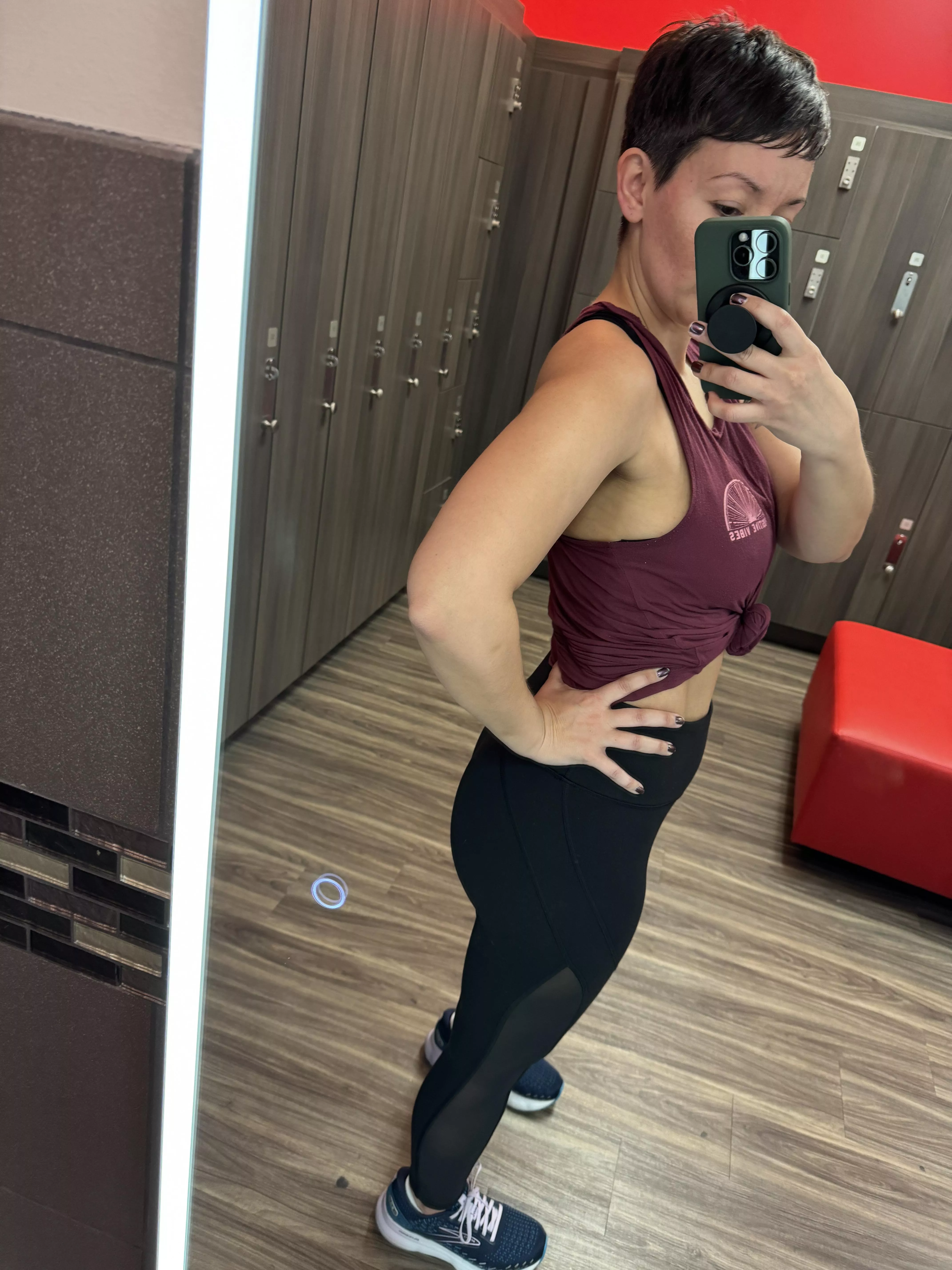Applying to be your gym slut