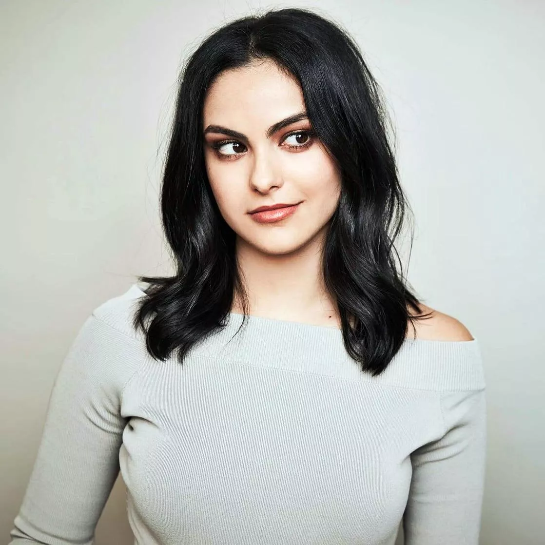 Camila Mendes