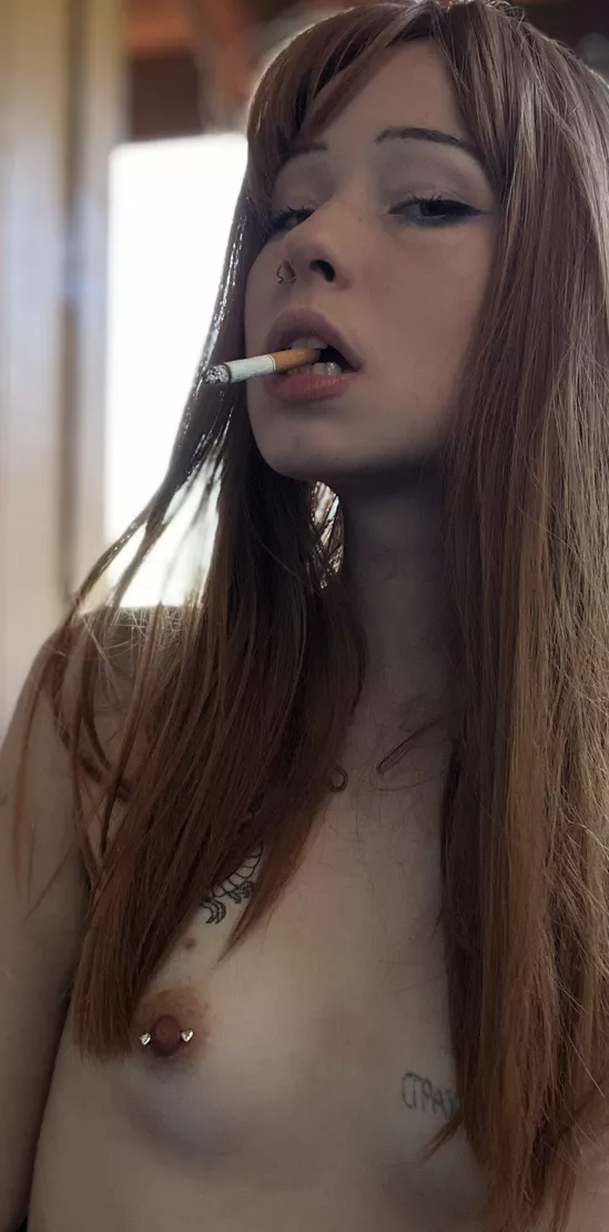 Could a petite redhead smoker turn you on
