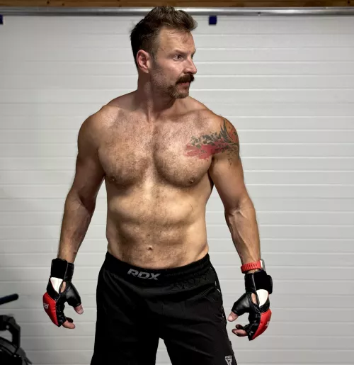 Daddy wants to go a round.