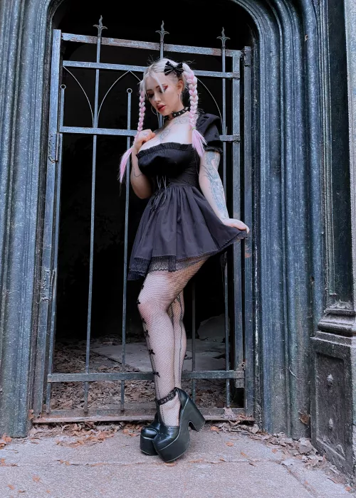 Do I look sexy in these heels?