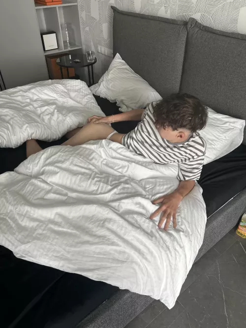 Does my 19yo adorable butt trigger a desire in you to satisfy it?