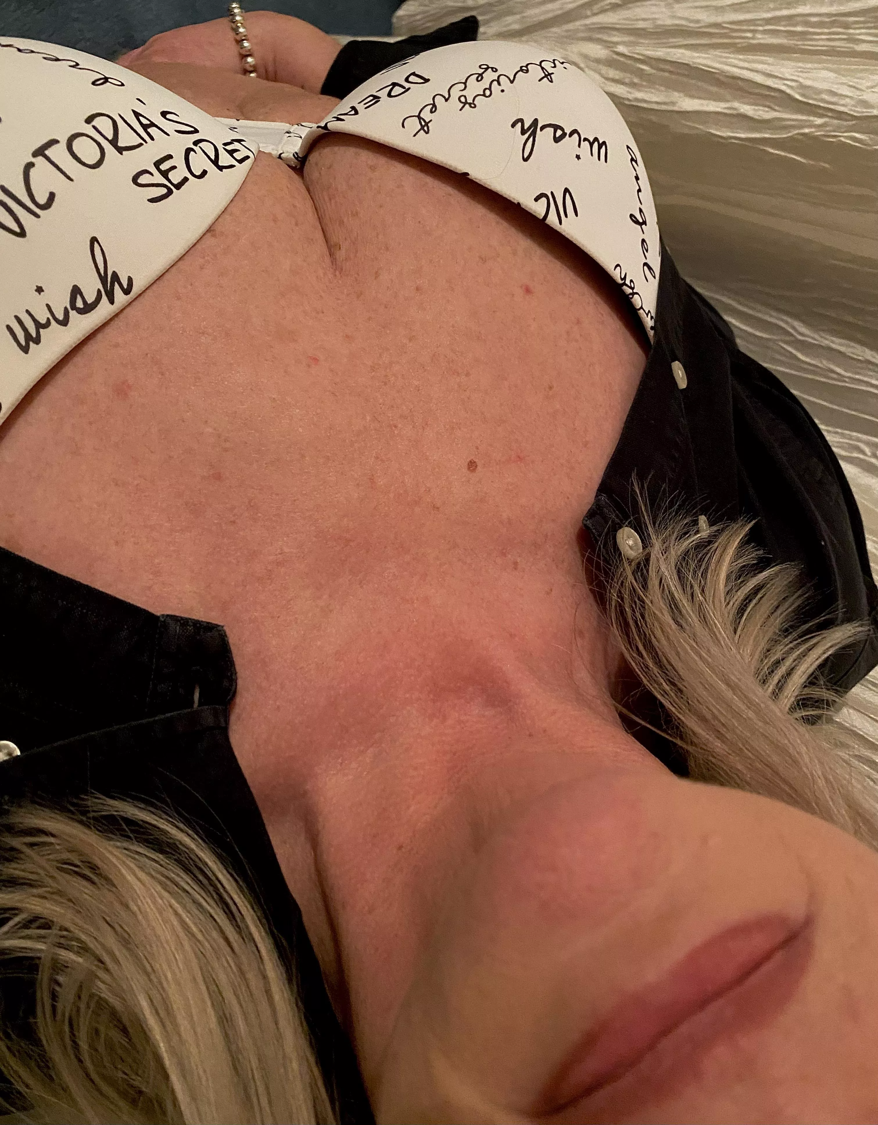 Don’t have to be naked to feel sexy (f)53