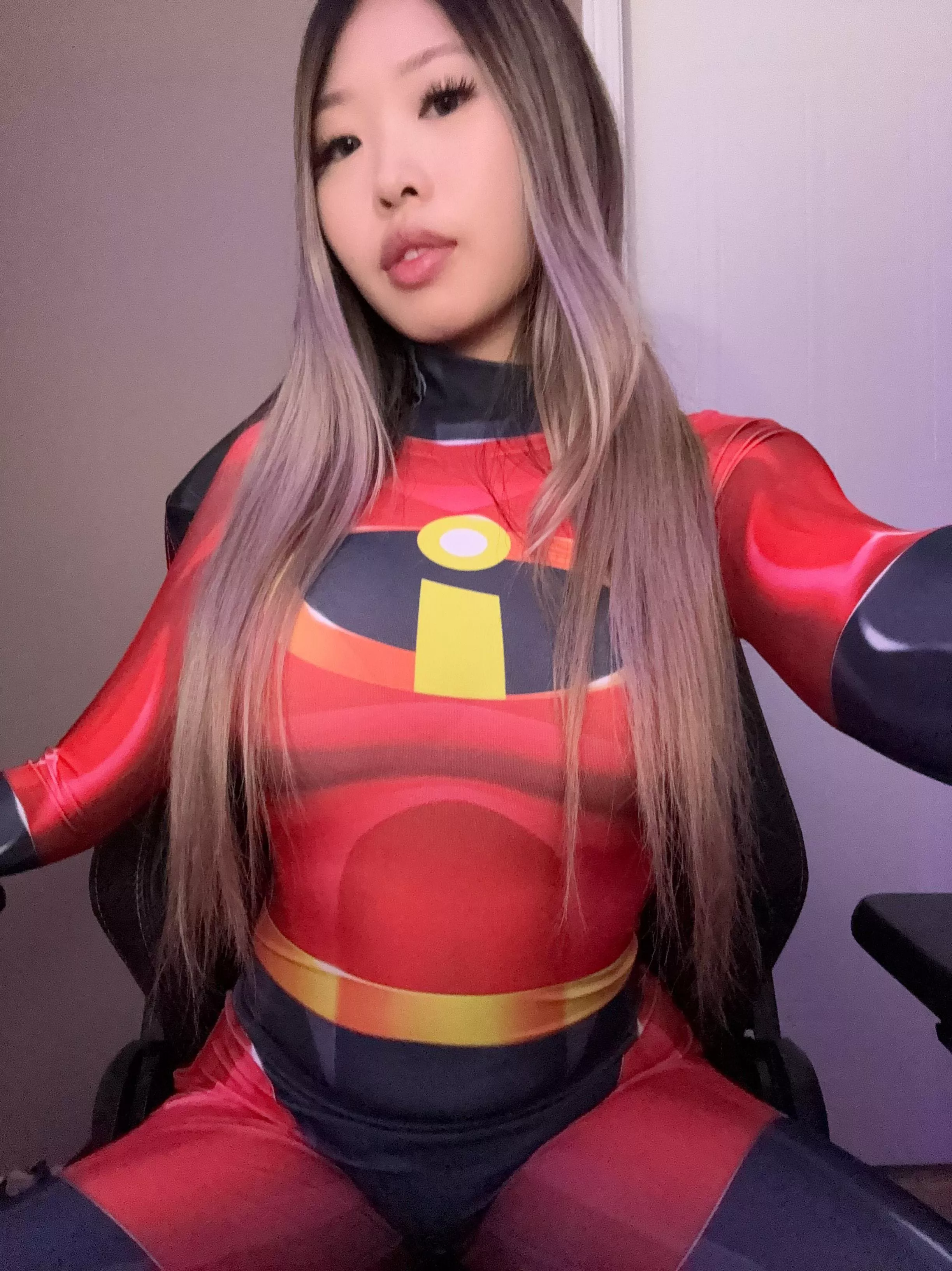 Elastigirl from The Incredibles by Tiffany