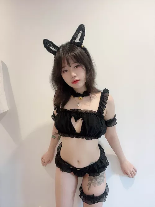 First post here! Should I stick around?