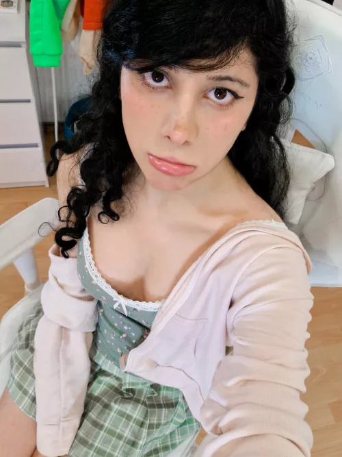 Friends have told me that I look better as a girl 😃