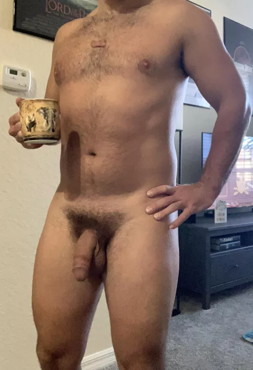 Happy Saturday. Having a chill one!