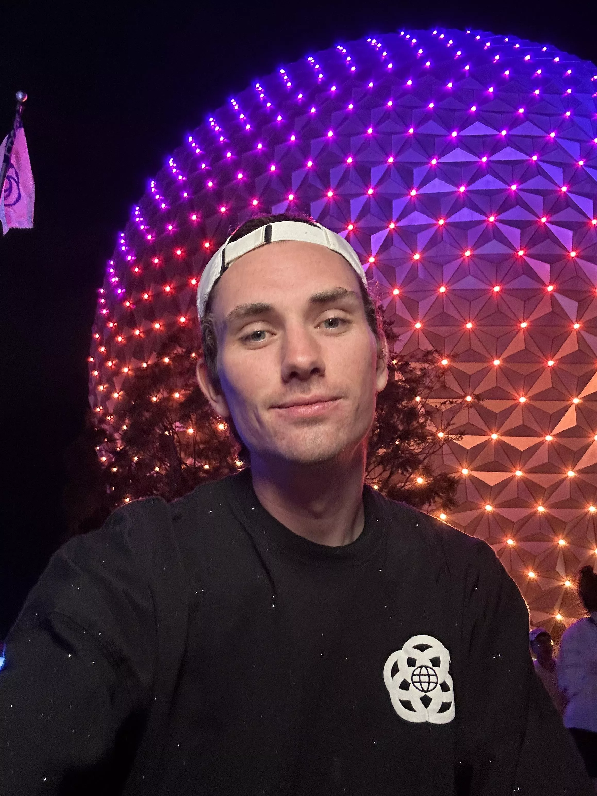 Hey fellas. 27M Just looking for cool dudes to play some DBD or Texas Chainsaw with. Feel free to shoot me a message if you’re interested! 