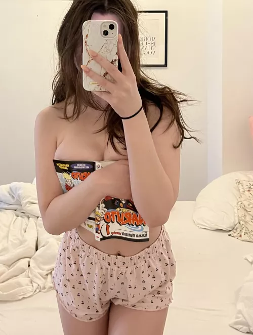 Ill drop the manga f you know which one im reading rn 🤪