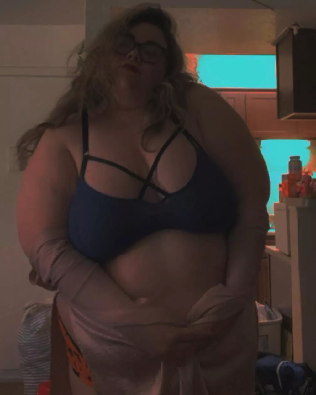 I’m a little nervous to be posting this. It’s been a while since I’ve posted any lewds anywhere. Be gentle w me🥺