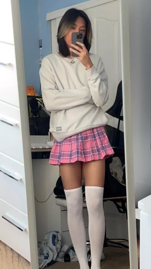 It’s skirt season!