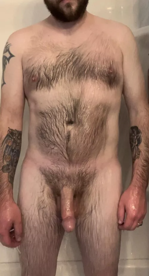 Just a little shower selfie 😉