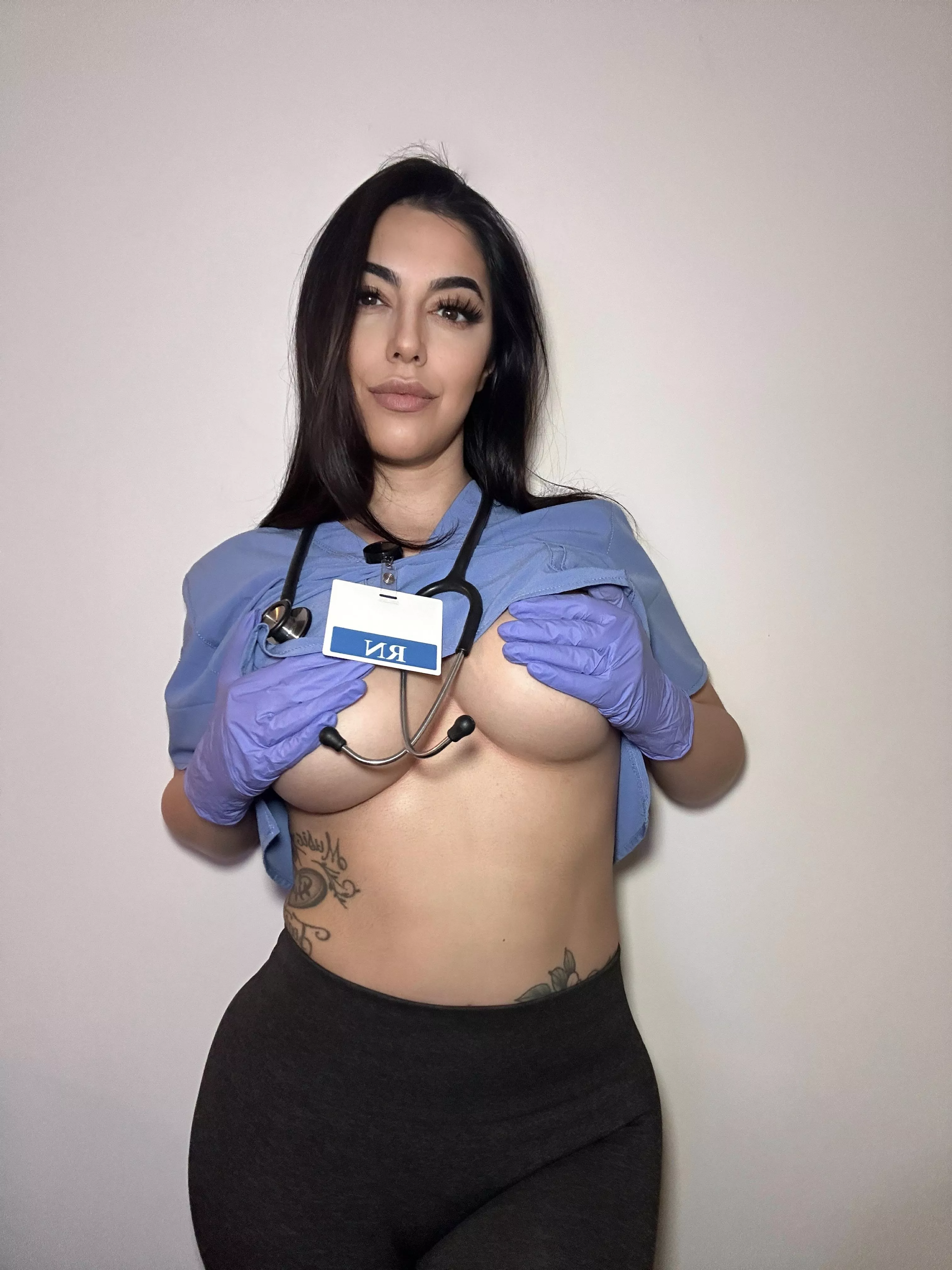 Just wondering, would you fuck me after the appointment if I asked nicely :)