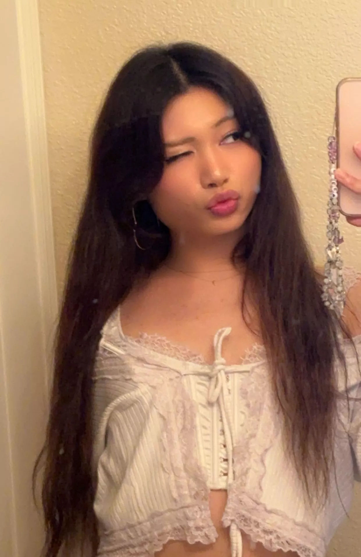 my mirror is so dirty 