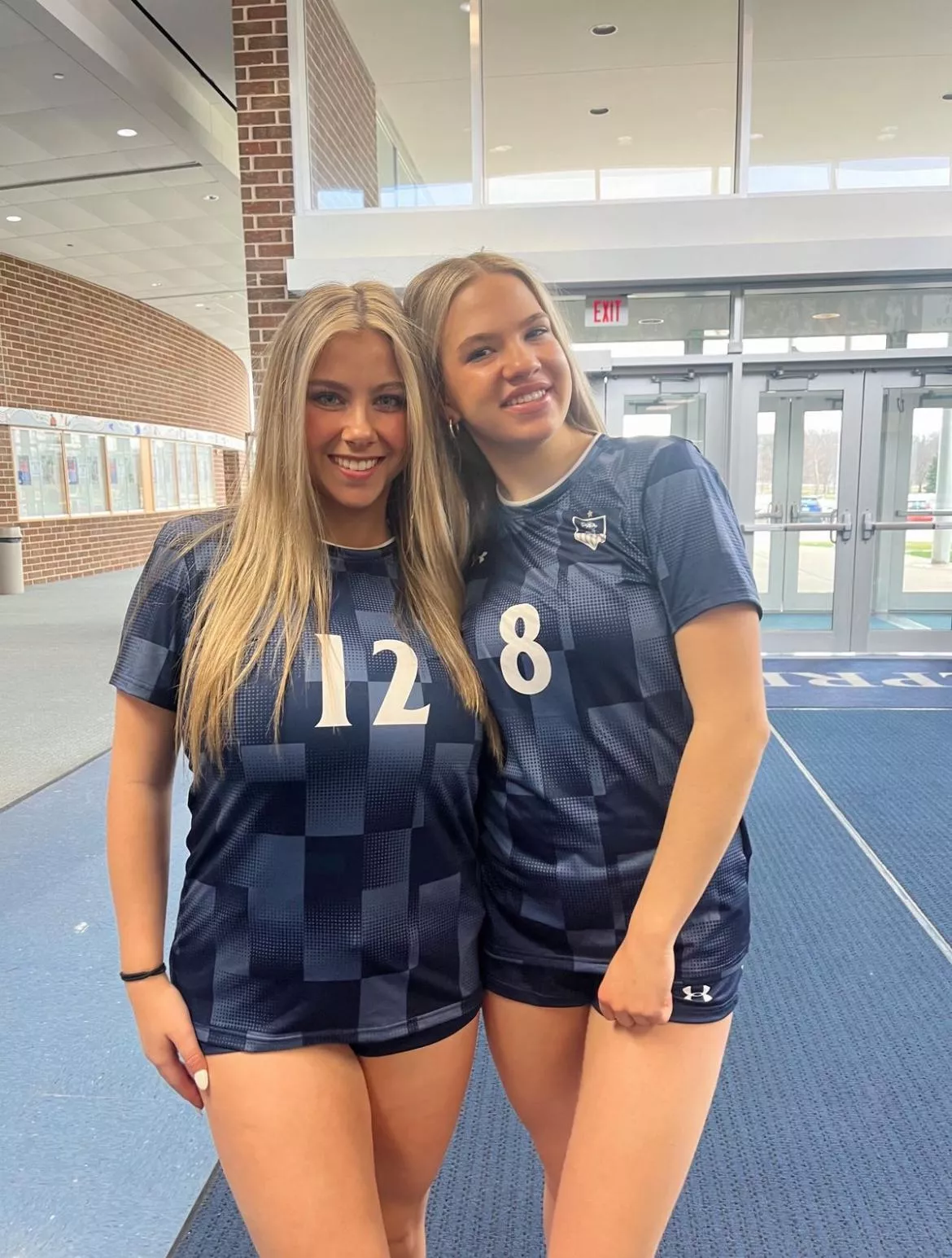 not even the giant shirt can hide them