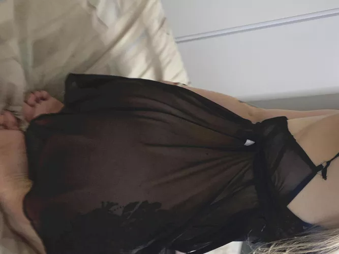  On our first date, you'll get to choose where to cum in. You have the last say 