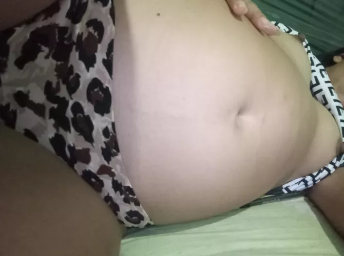 Pregnant for the first time, I can be obedient, hot and playful with you baby 