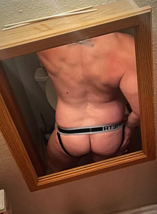 Smallest bathroom mirror ever 35m